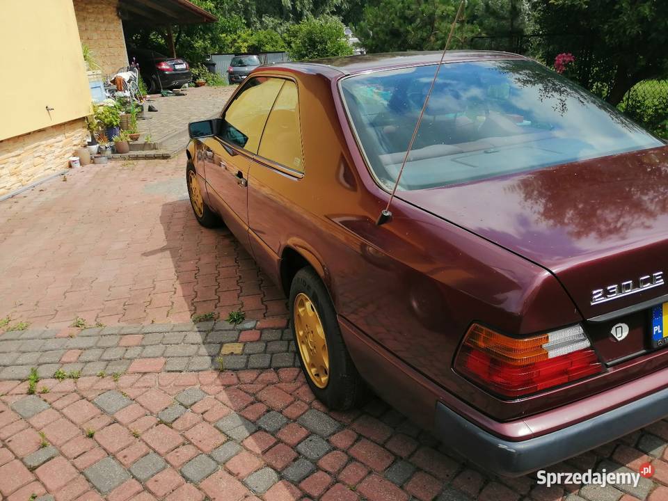 Mercedes W124 Coupe 230 CE pierwsza seria elektryczne lusterka