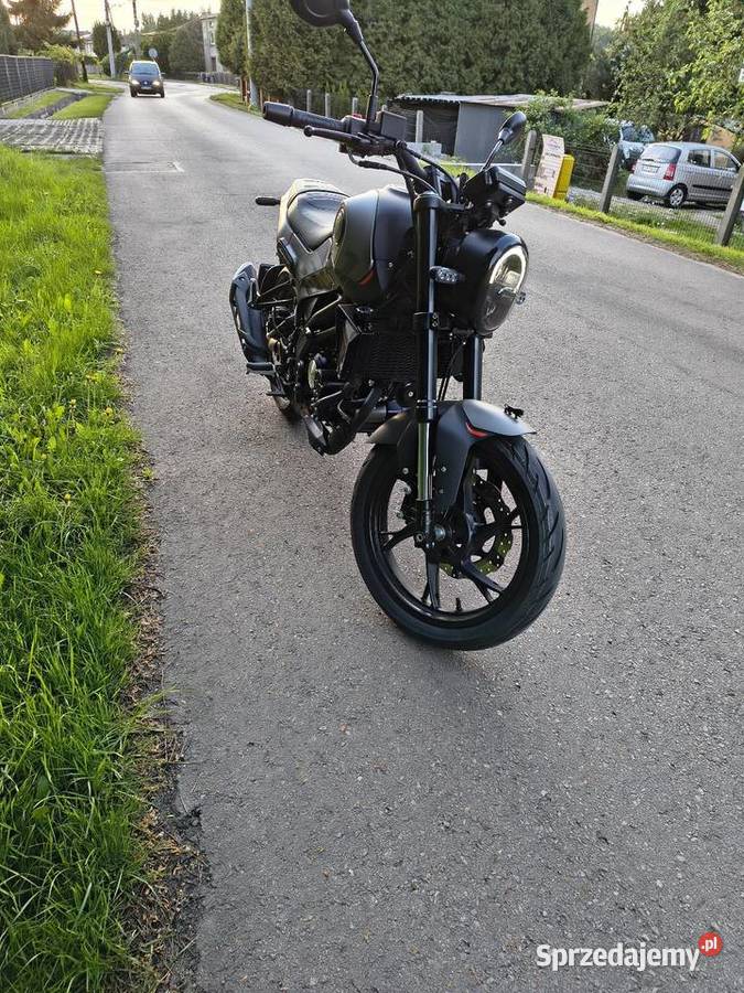 Benelli Leoncino 125 2022 przebieg 2600 Jaworzno