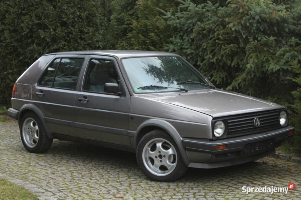 Volkswagen Golf 16 Benzyna 5 drzwi Oldtimer 1988 Lubań