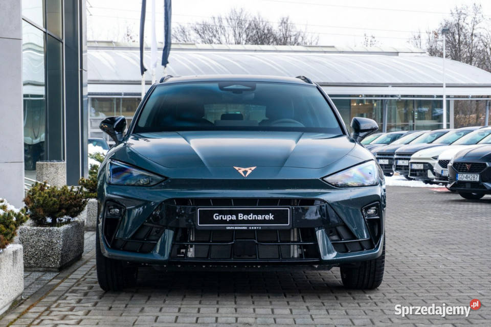 Cupra Leon Sportstourer 15 TSI 150 Dostępny ręki asystent pasa ruchu Leon Sportstourer Łódź