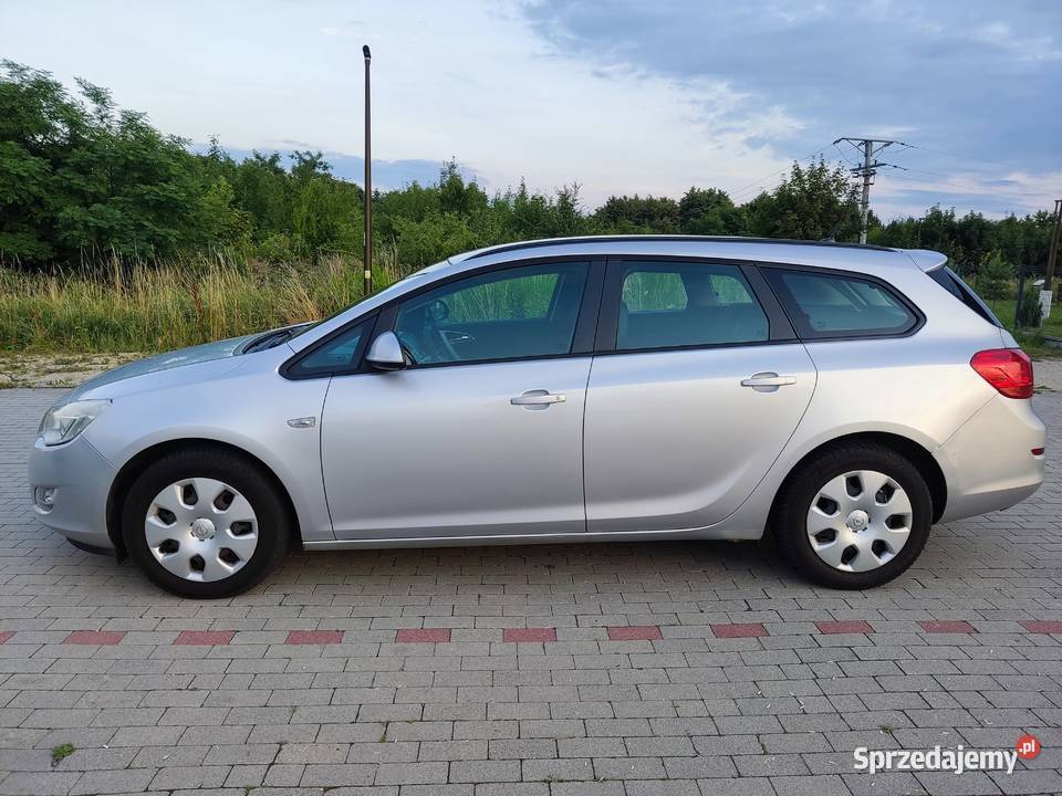 OPEL ASTRA 14 TURBO benzynka klima czujniki Strzyżowice