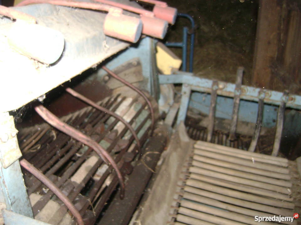 Kombajn ziemniaczany Agromet z642 Karlik
