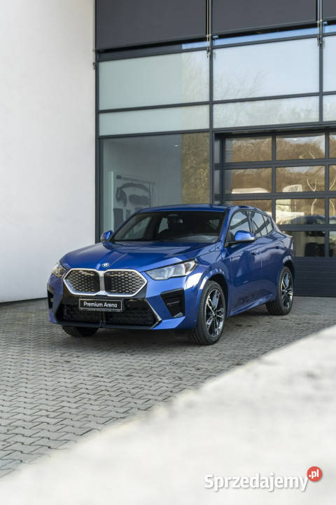 BMW iX2 iX2 eDrive20 z ratą 950 netto ASR (kontrola trakcji) łódzkie Łódź