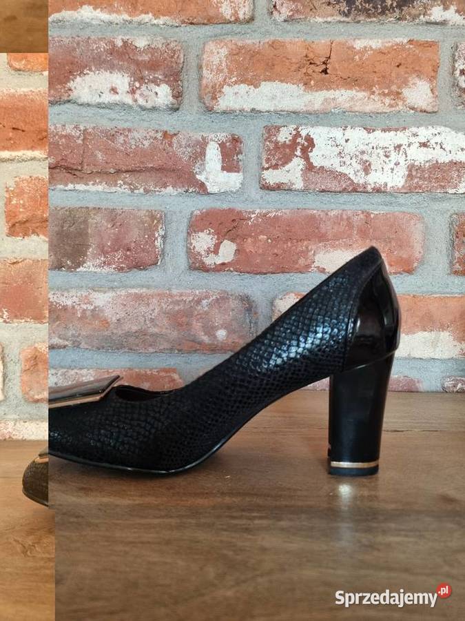 Czarne czółenka Nowe inna Warszawa