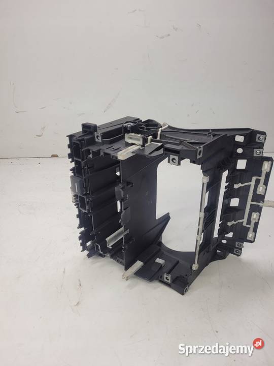 KOSZ 1 DIN AUDI A3 8P LIFT ORYGINAŁ 8P0858005B osobowe Przystajń