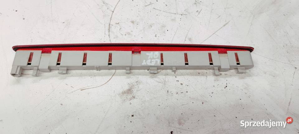 ŚWIATŁO STOP STOPU AUDI A3 8P LIFT 3 D 8P0945097 Przystajń