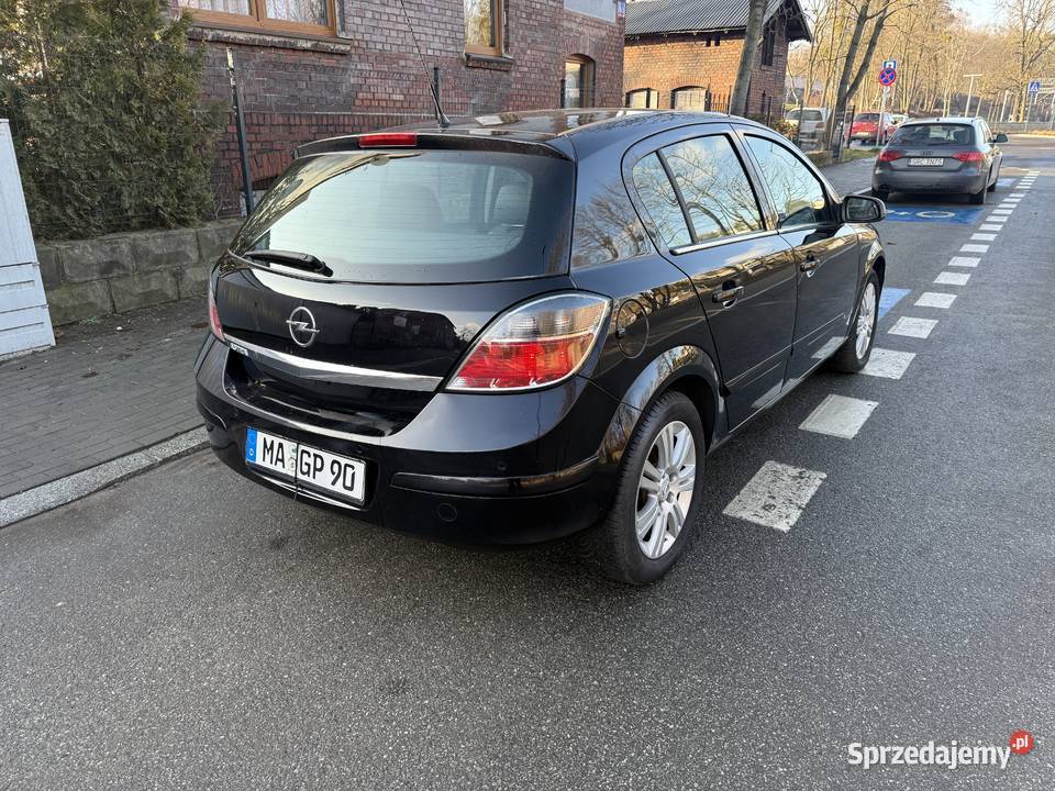 Opel Astra h 18 Cosmo bixenon Bezwypadkowy sprzedam