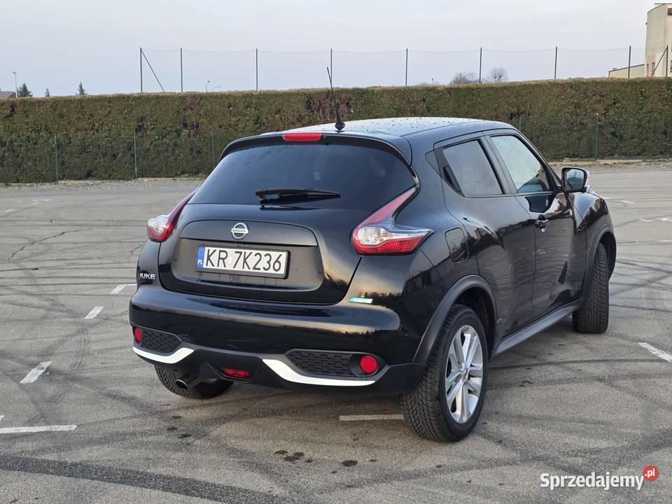 Nissan Juke zadbany ekonomiczny samochód wspomaganie kierownicy