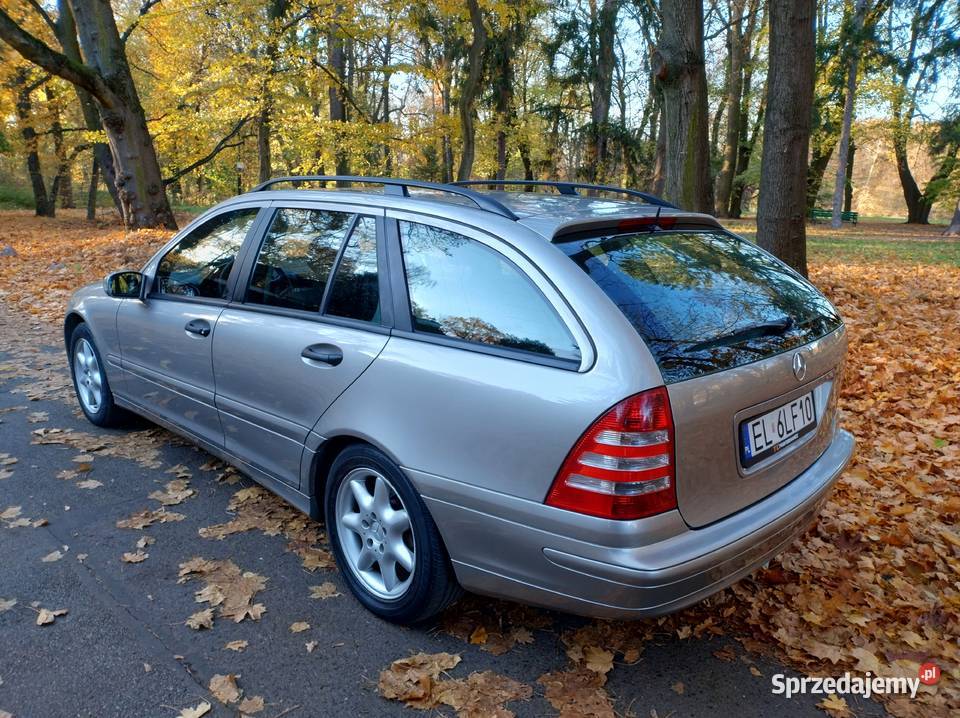 MercedesBenz Cklasa W203 22 CDI 2004r Lift stan sprzedam
