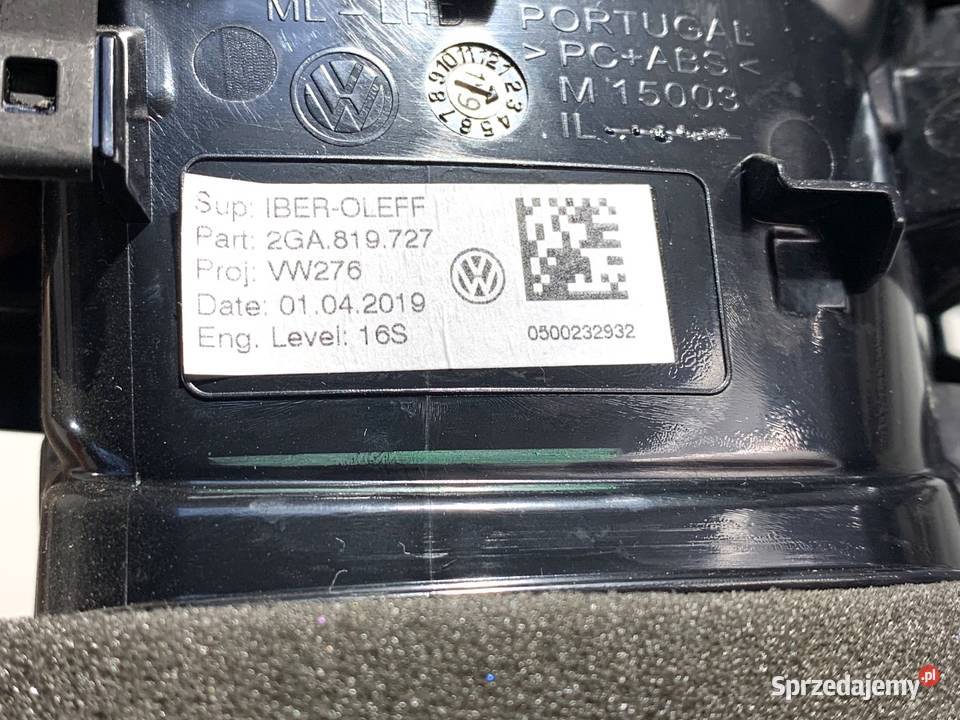 KRATKA NAWIEWU PRZÓD VW TROC 2GA858079 Crossover