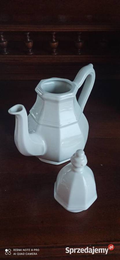 Dzbanek biały syg numeryczna 198612
Zachwyca pomorskie sprzedam