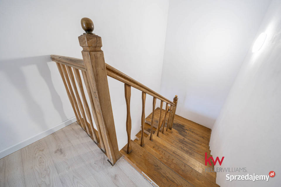 sprzedaży domu wolnostojącego 300m2 Poznań