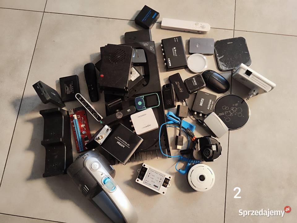 Zestaw elektroniki w większości sprawna wielkopolskie Ostrów Wielkopolski