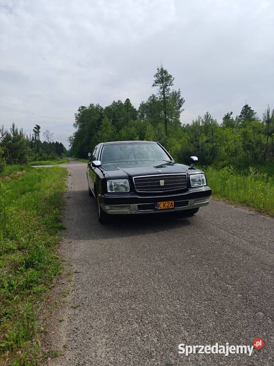 Toyota Century - 5.0 V12 2004