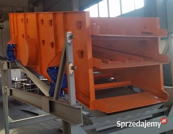 Przesiewacz wibracyjny trzy pokładowy PWK 09303 Produkcja śląskie Zabrze