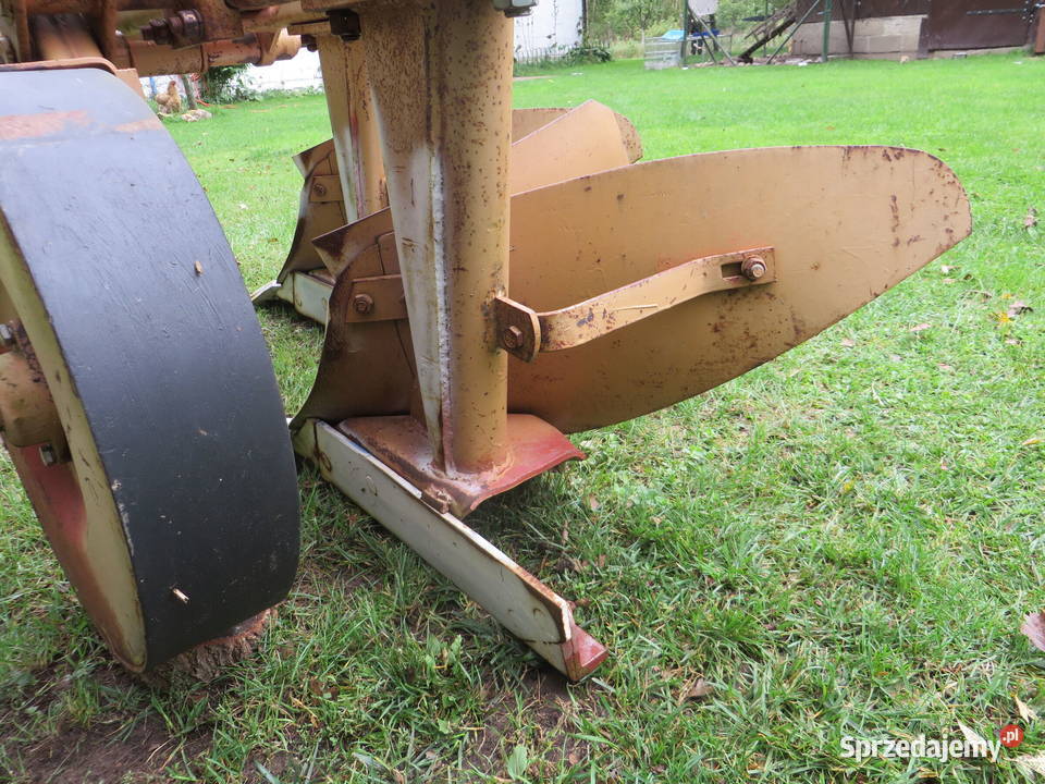Pług 2 skibowy Unia Grudziądz Kałuszyn