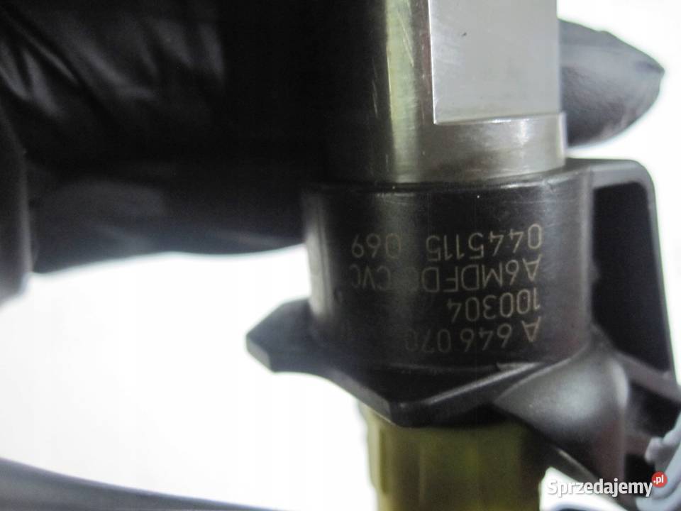 SPRINTER W906 22 CDI wtryskiwacz 0445115069 Kielce