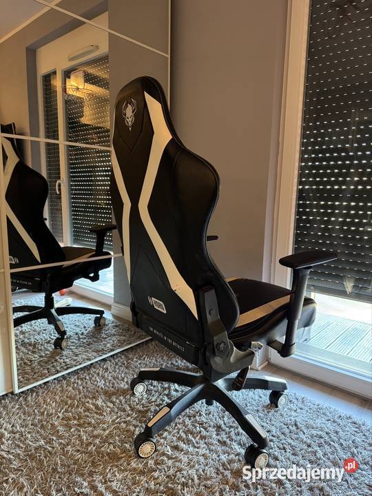 Fotel Gamingowy Diablo Chairs używany Meble dolnośląskie Wrocław