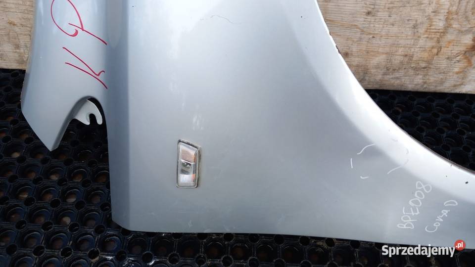 OPEL CORSA D BŁOTNIK PRZÓD PRAWY Z157 Błotniki Zbierkowo