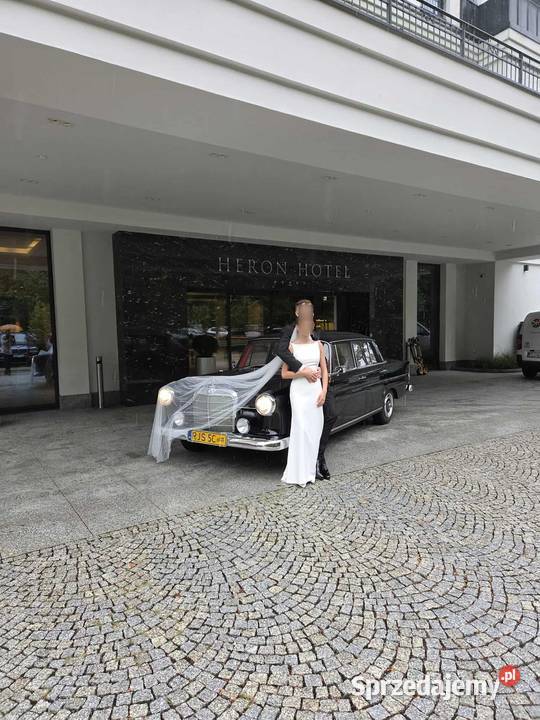 Klasykiem do ślubu Mercedes W110 Skrzydlak Jasło
