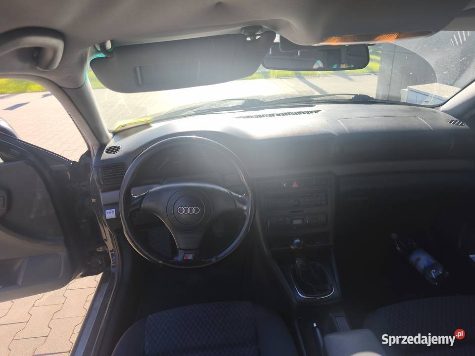 Audi a4 b5 16 lpg benzyna+LPG Warszawa sprzedam
