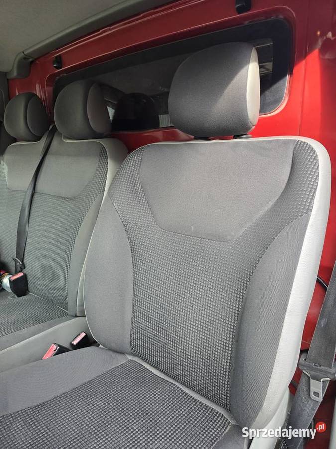 Opel Vivaro 20CDTi bezwypadkowy Vivaro Szczecinek