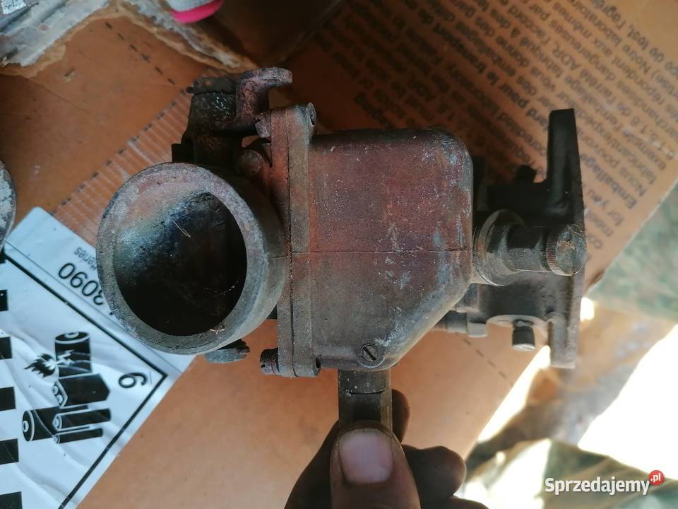 Zabytkowy gaźnik osobowe świętokrzyskie