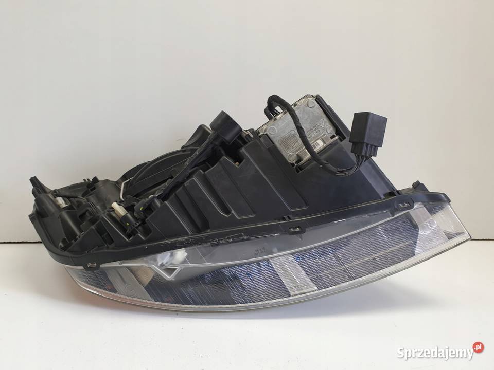 Volvo XC60 PRZEDNIA LAMPA LEWA BI XENON SKRĘTNY Części samochodowe sprzedam