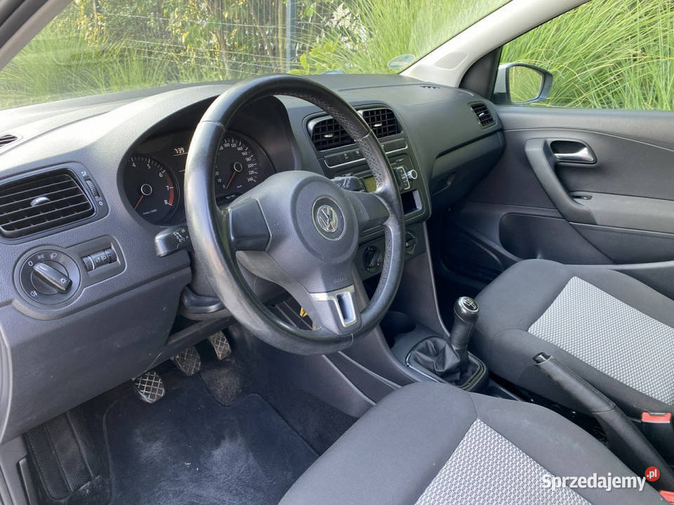 Volkswagen Polo zadbany oryginalny przebieg V klimatyzacja Poznań sprzedam