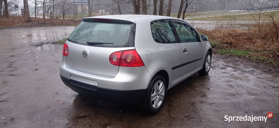 Volkswagen Golf 5 w stanie benzyna opolskie Nysa