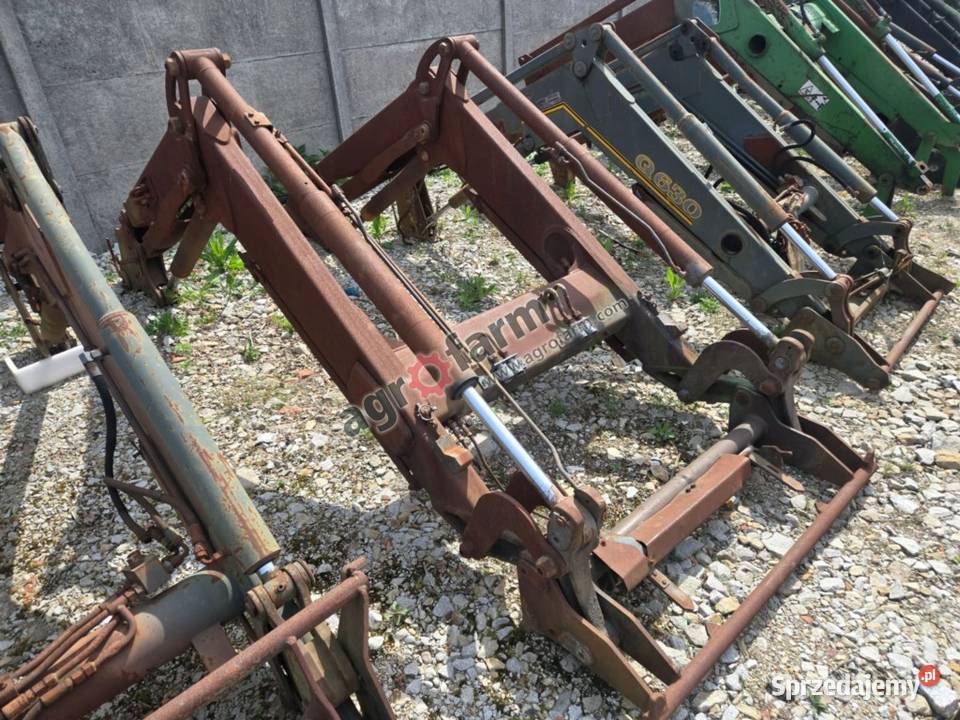 Ładowacz czołowy Fendt Cargo Byków