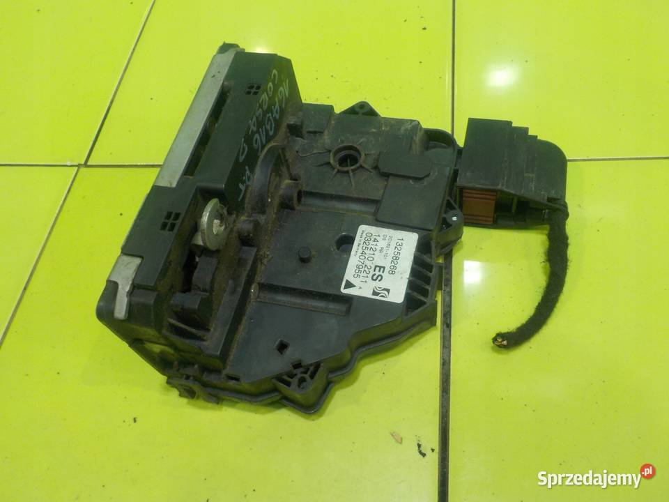 OPEL CORSA D LIFT 12 B 11r HB 5D zamek drzwi Suków
