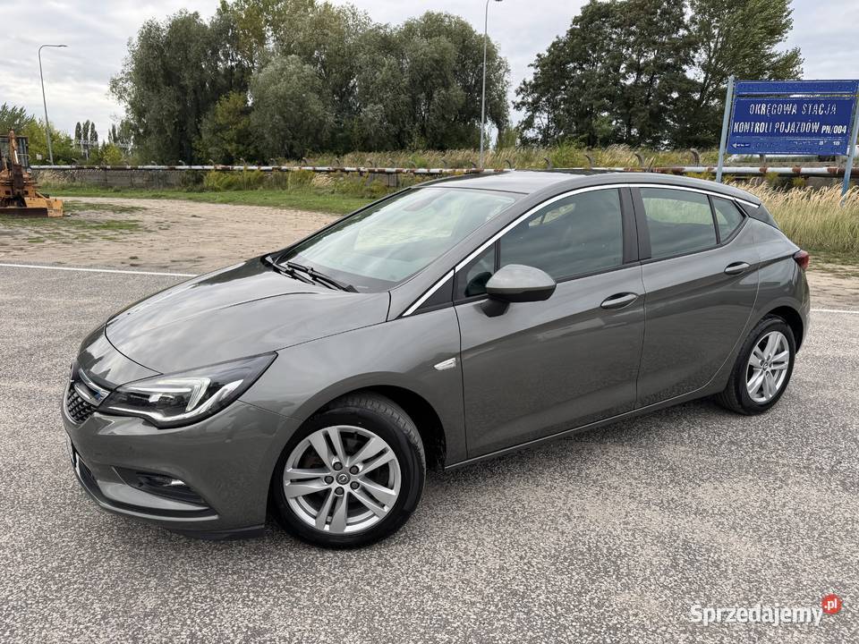 Opel Astra 14 BENZYNA Klimatronik Nawigacja MP3 Konin