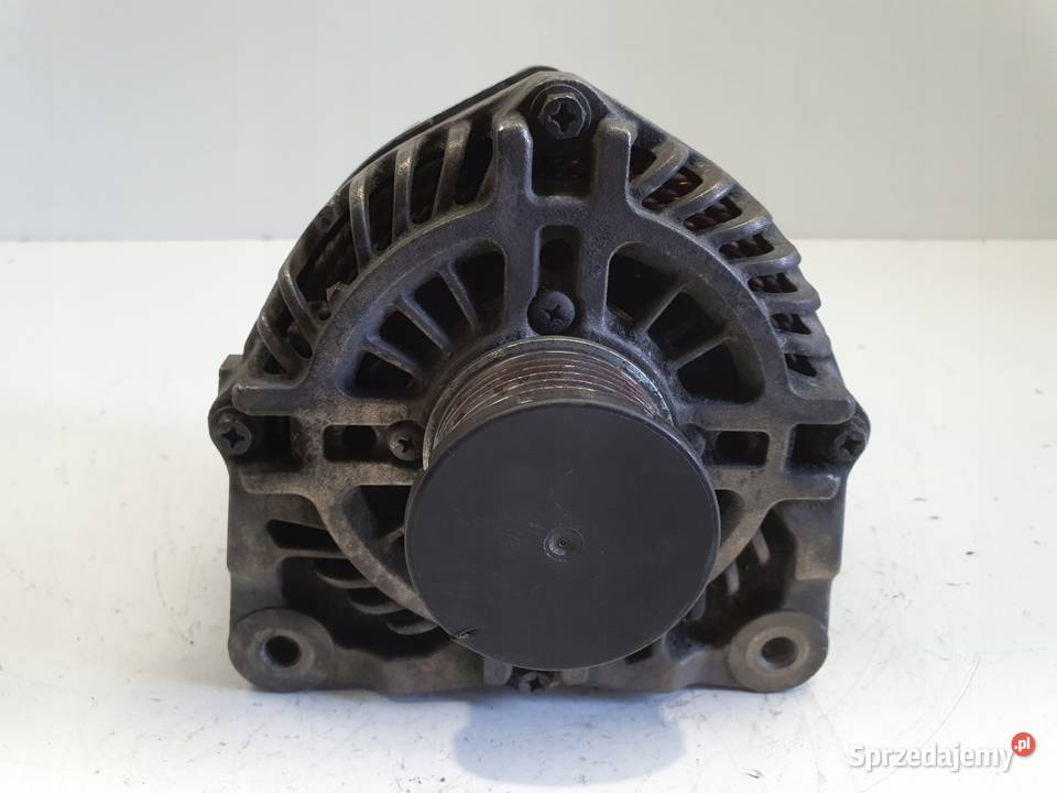 ALTERNATOR Renault Megane III 14 TCe 231000024R Układ elektryczny silnika Chełm