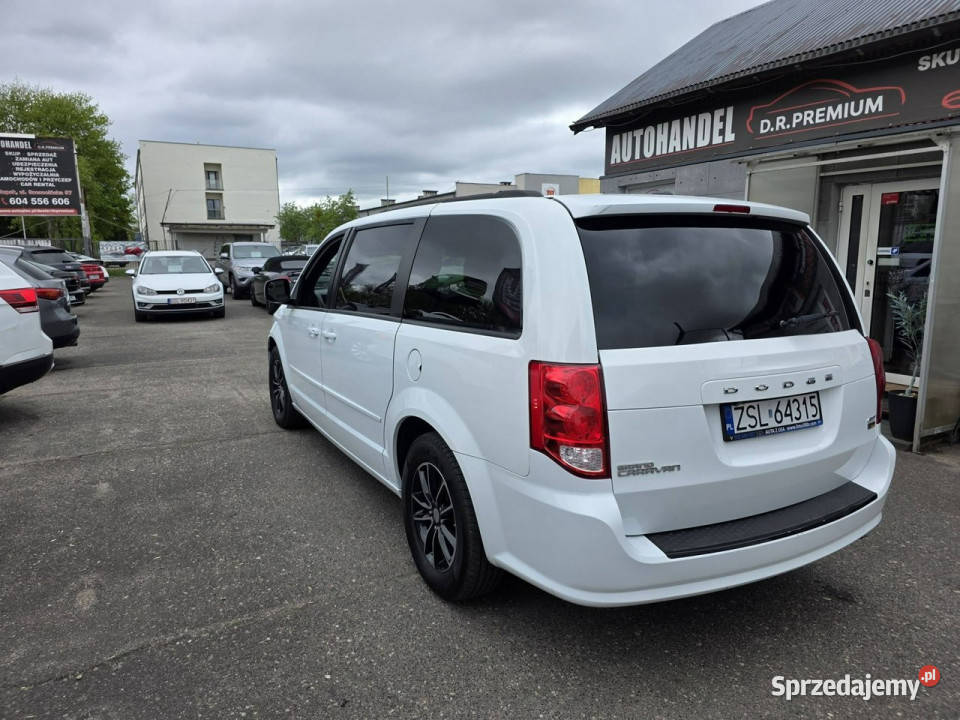 Dodge Grand Caravan GT 36 Benzyna 286 Automat aluminiowe felgi Słupsk