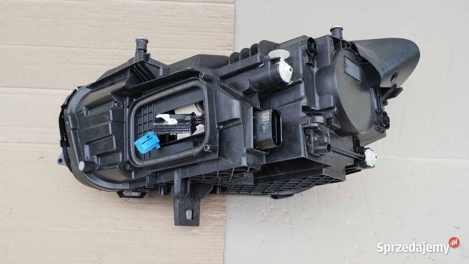 Lampa Przód Prawa Full Led Mercedes BKlasa W247 sprzedam