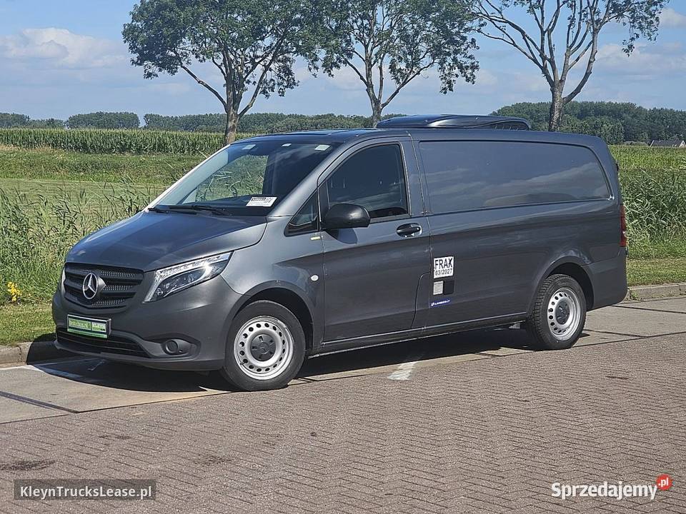 MercedesBenz VITO 110 L2 chłodnia LED 4x2 2021 102KM Samochody dostawcze