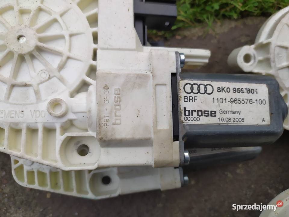 Silniczek szyby lewy przód 8K0959801A Audi Vw Radlin