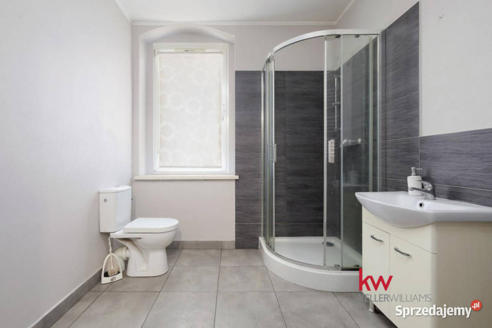 Dom wolnostojący 600m2 Chorzów Armii Krajowej 600m2