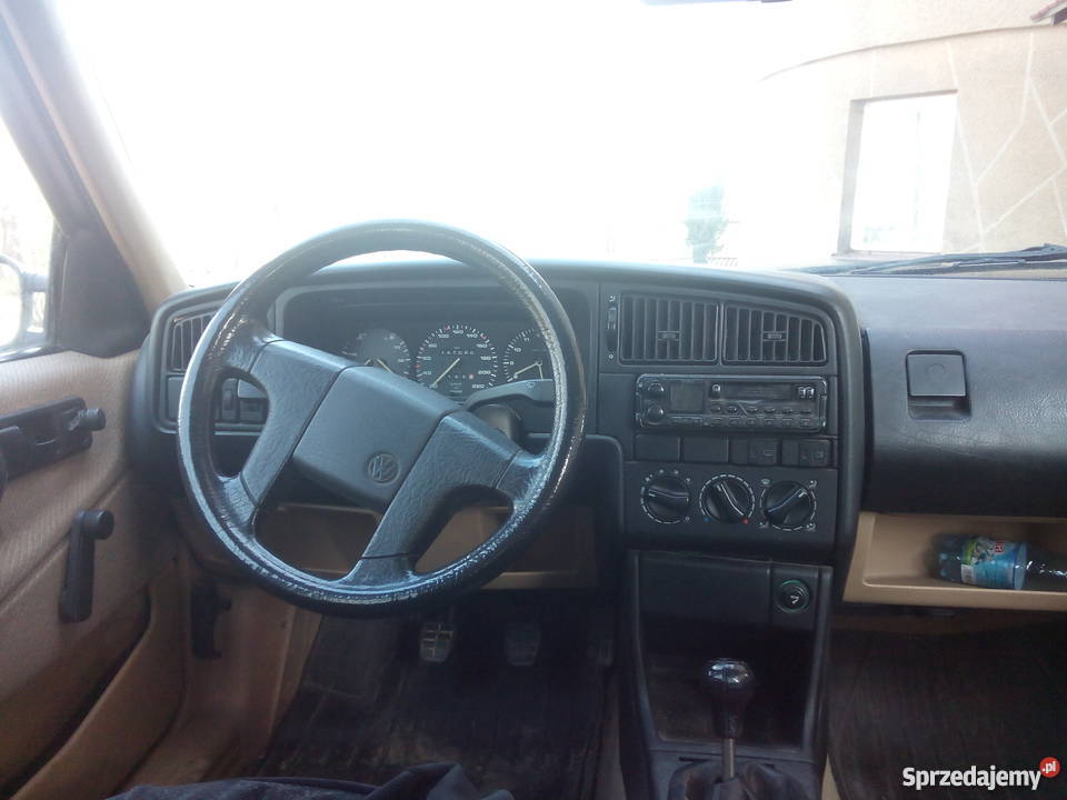 Volkswagen Passat B3 147000 ts Sawino