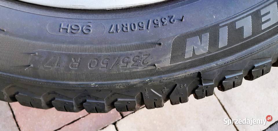 Koła FORD 5x108 2355017 MICHELIN Cross Climate 2 Biała