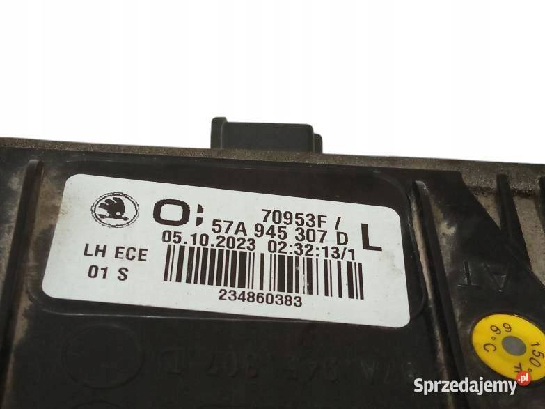 LAMPA TYŁ W KLAPĘ LEWA LIFT FL 57A945307D Skoda osobowe