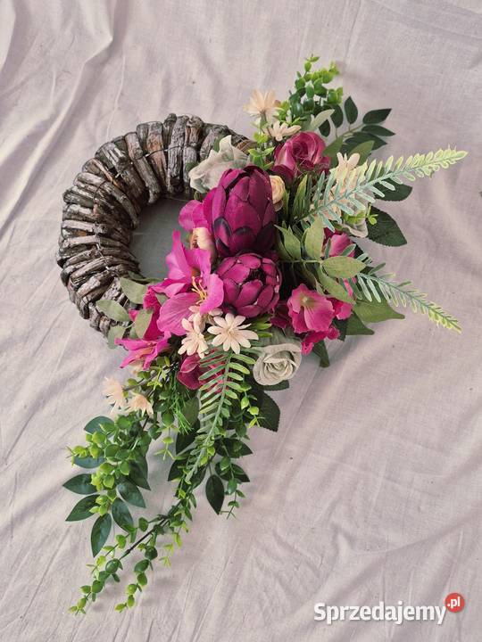 Dekoracja nagrobna w formie wianka sprzedam