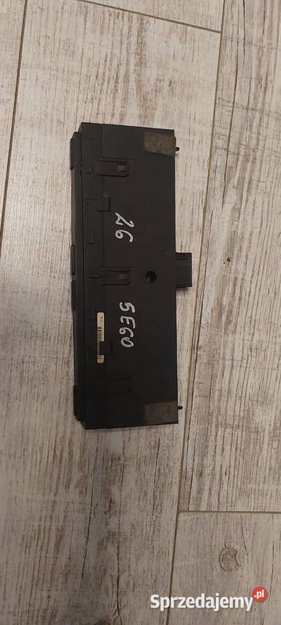Panel przełącznik grzania foteli DTC BMW E60 E61 osobowe Szczecin