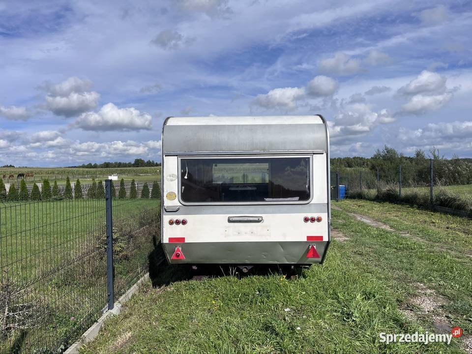 Przyczepa kempingowa oldtimer 1 Giże