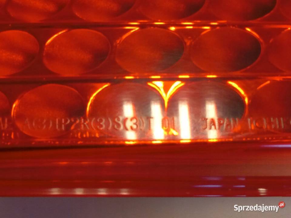 LAMPA PRAWA TYLNA PRAWY TYŁ INFINITI FX35 FX45 Nowy Tomyśl