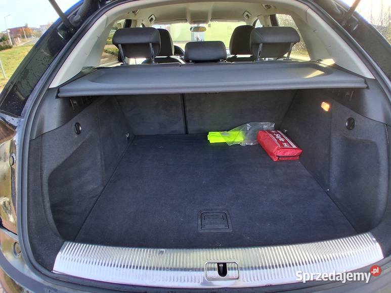 AUDI Q3 20 TDI 140 Klimatronic Navi Słupca