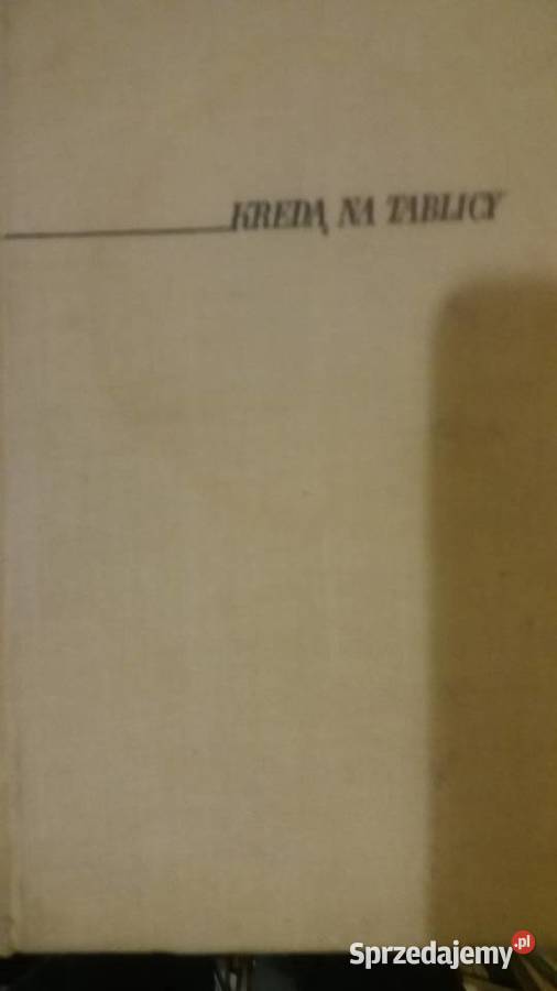 Kredą na tablicy książki dziecięce Marian