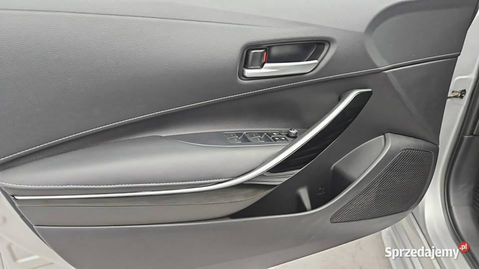 Toyota Corolla 18 Hybrid GPF Comfort Z Polskiego bluetooth