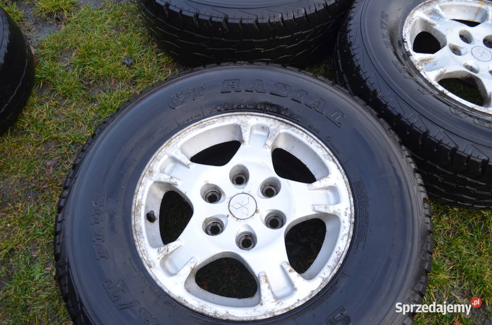 Felgi koła Pajero III